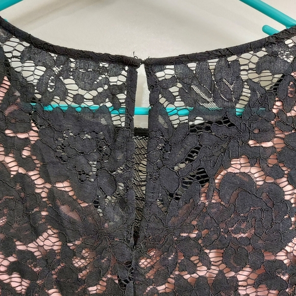 NWOT Danny and Nicole womens lace dress with lining - Picture 8 of 9